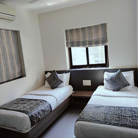 Apollo Guest House Mumbai Room photo
