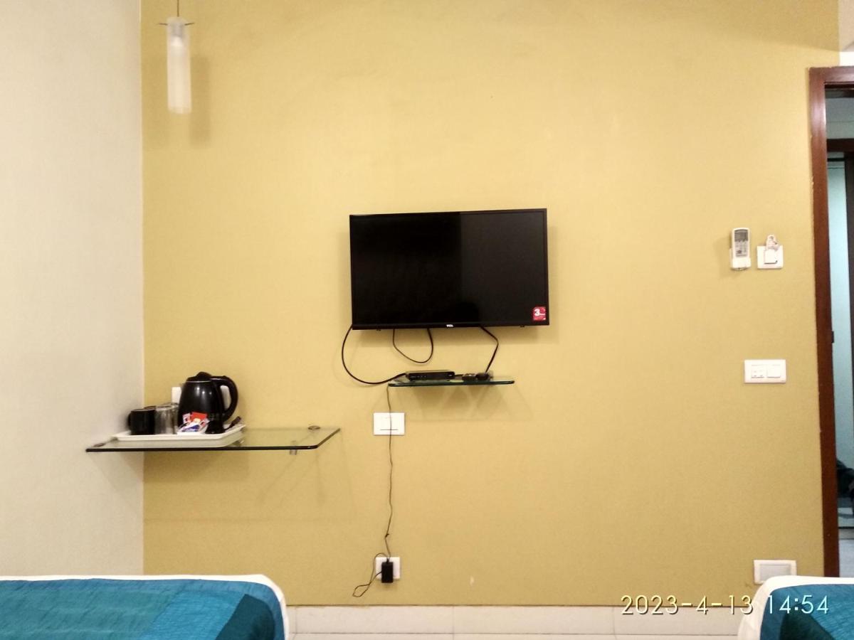 Apollo Guest House Mumbai Exterior photo