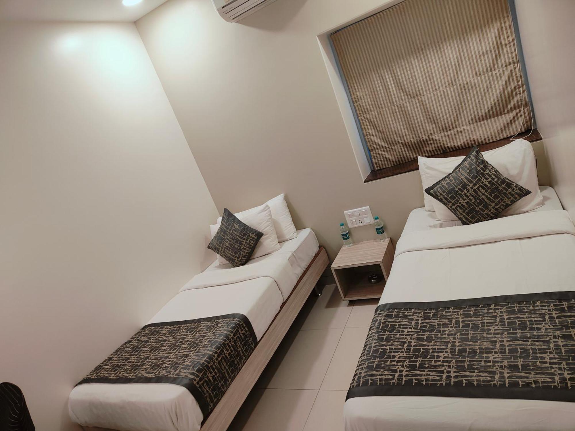 Apollo Guest House Mumbai Exterior photo